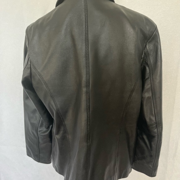 Jaclyn Smith vintage black leather jacket with front pockets. Size L - Picture 6 of 6